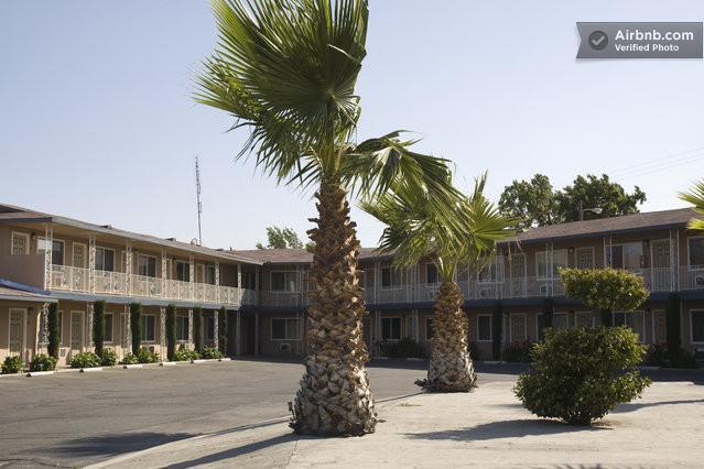 Holiday Motel - Fresno Eksteriør bilde
